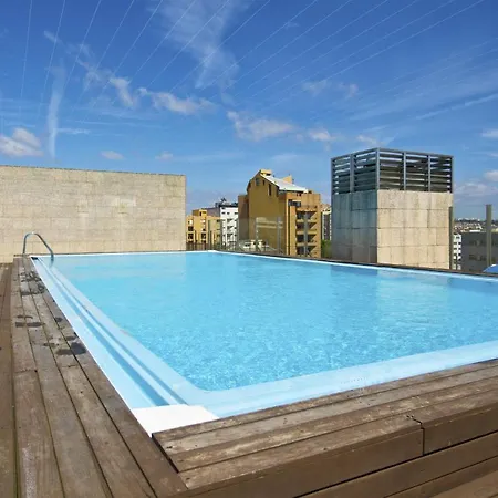 Stunning Sunny Flat - 2 Min Beach By Host Wise *