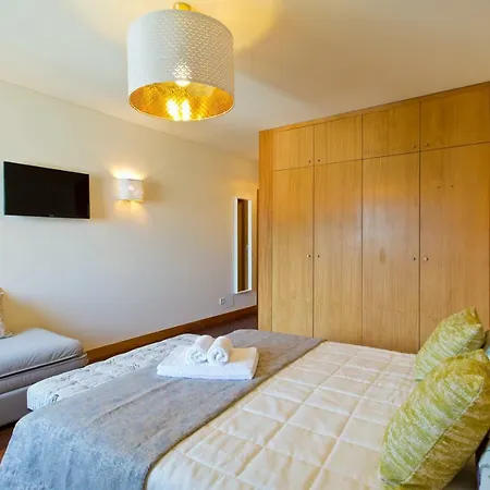 Stunning Sunny Flat - 2 Min Beach By Host Wise * Matosinhos (Porto)