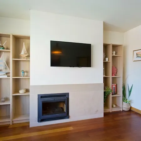 Stunning Sunny Flat - 2 Min Beach By Host Wise Apartment *
